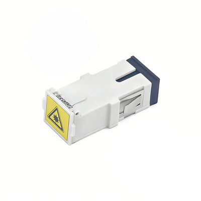 플립 자동 셔터와 광섬유 SC 어댑터, 0.2 dB 삽입 손실 및 500 사이클 내구성